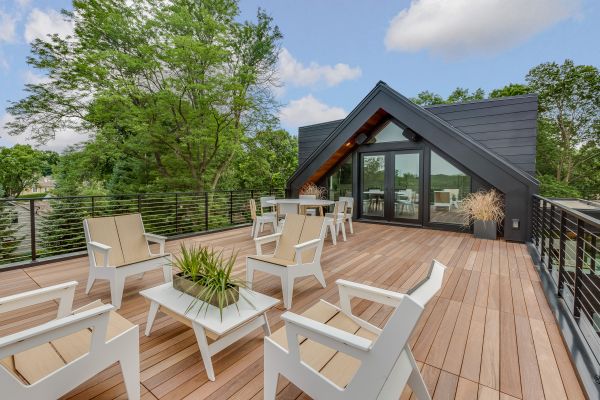 Cost of Deck Construction in Dover